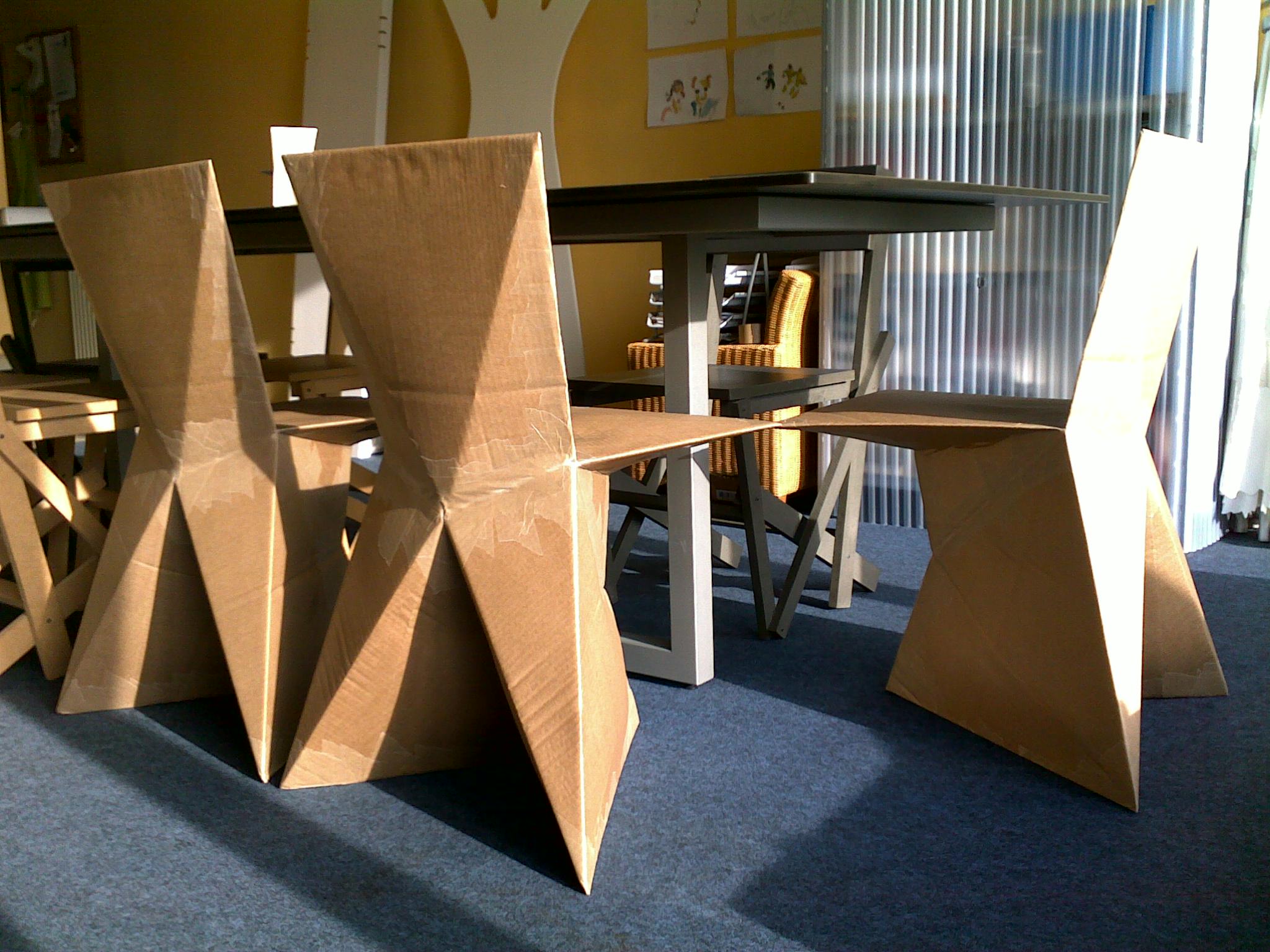 Make Chair Out of Cardboard